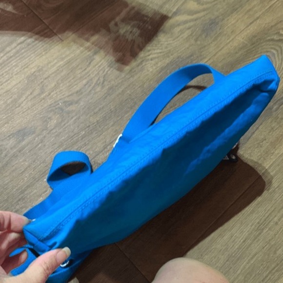 Kipling blue crossbody purse. Double zipper stone wash blue - Picture 9 of 12